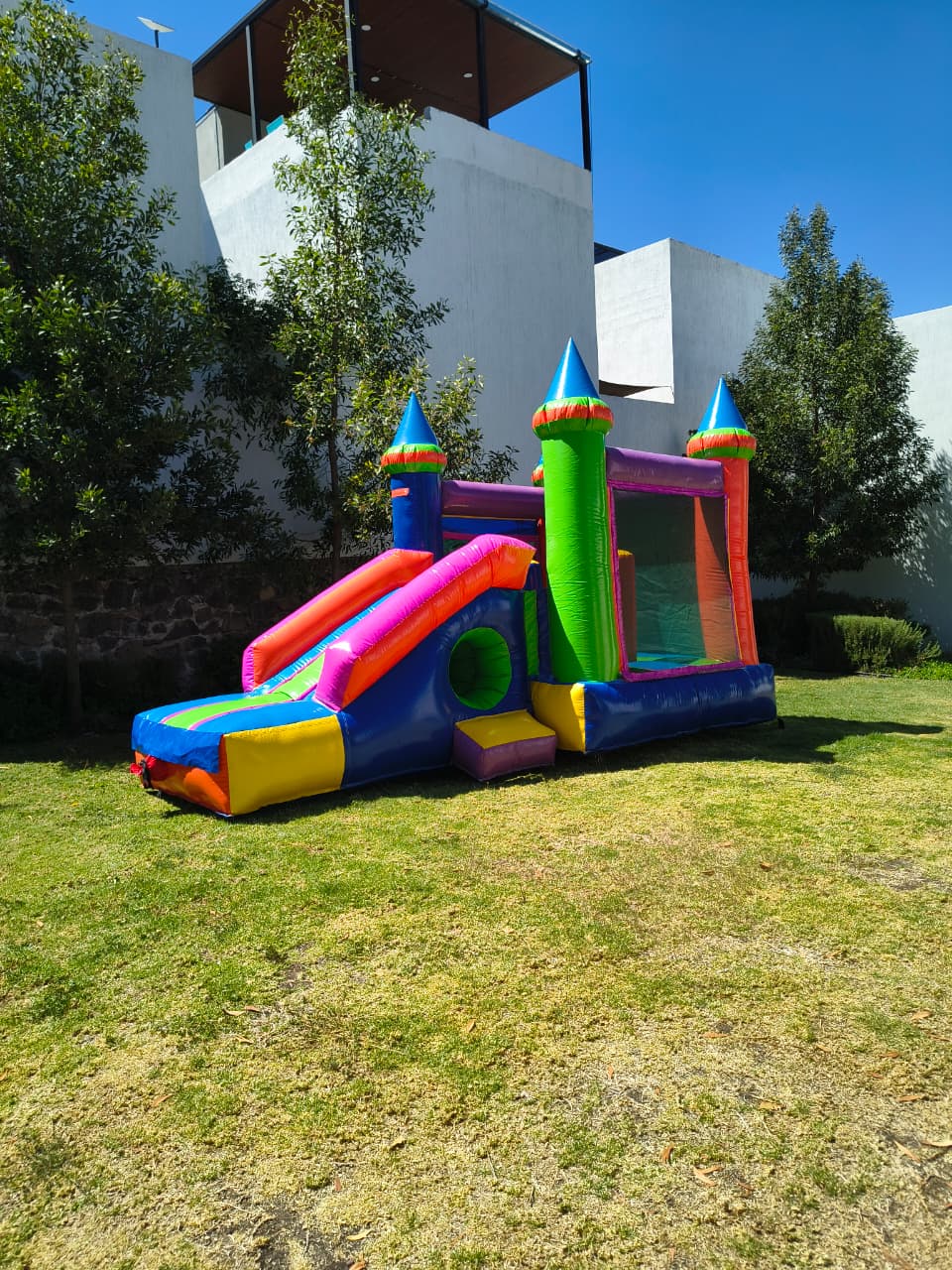 Inflable Santos Sabores 1